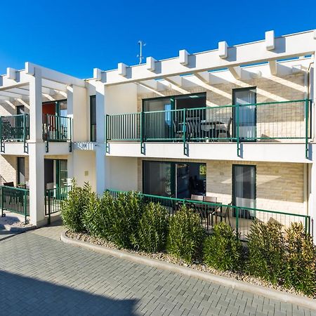Queen Beach Apartments 宁 外观 照片