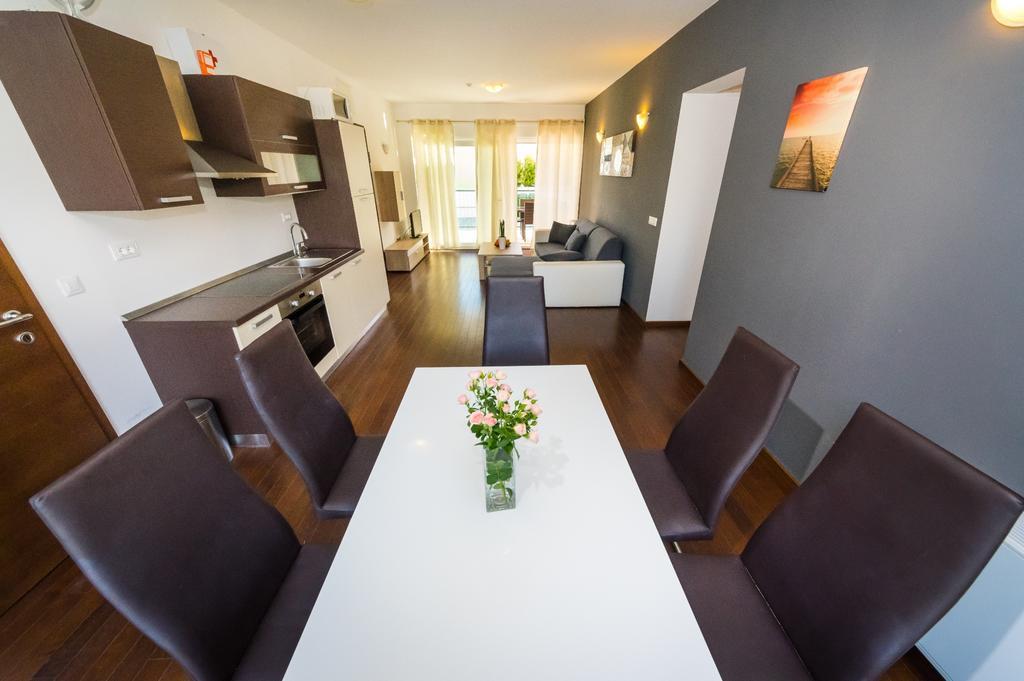 Queen Beach Apartments 宁 外观 照片